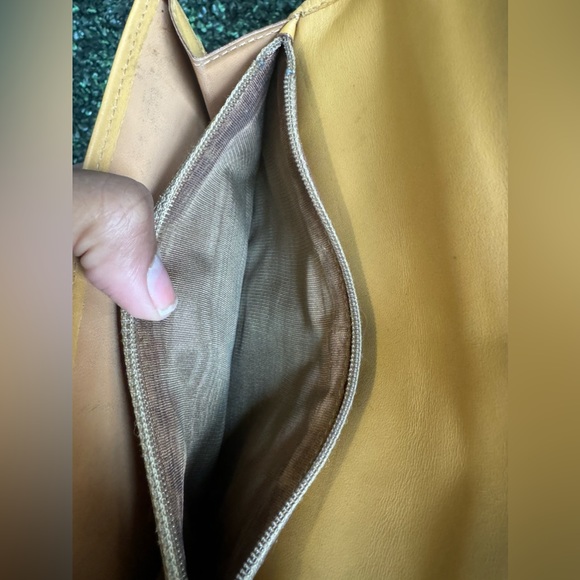 Celine wallet pre-loved - Picture 10 of 14